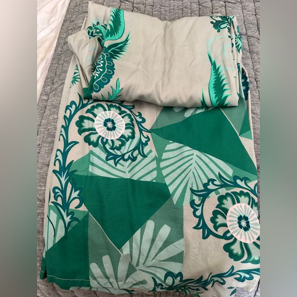 Floral Green and Cream Bedding Set
